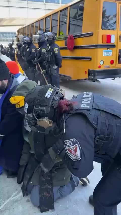 Pablo Reports: Over 100 priests arrested in Minneapolis for protesting ICE in…