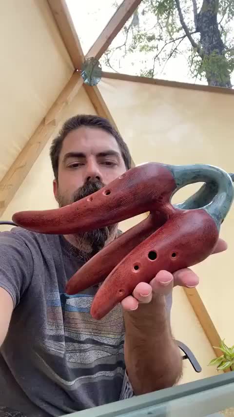 Triple chambered flute