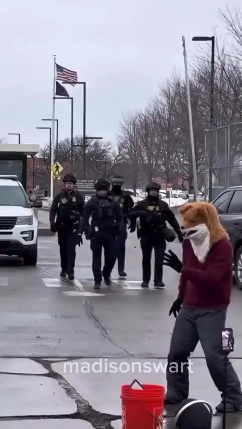 1st Amendment Brutality For The President