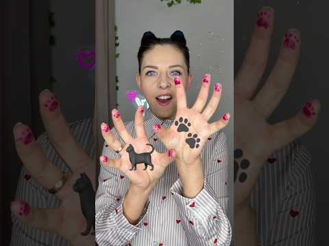 Henna cat paws 🐾 Pink or black? 😱