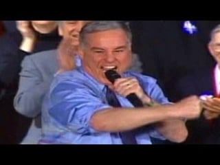 The scream that doomed Howard Dean – or when something as small as this would…