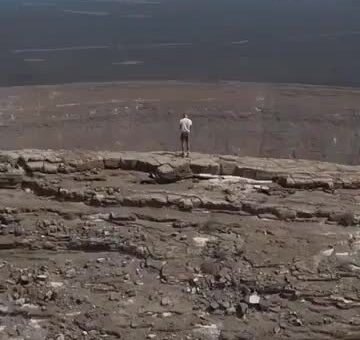 Smol meteor crater in Arizona