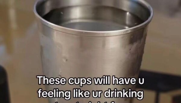 Metal > glass > plastic. Only real water drinkers will agree