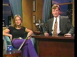 Jewel performs Who Will Save Your Soul on Late Night with Conan O’Brien in 1995….