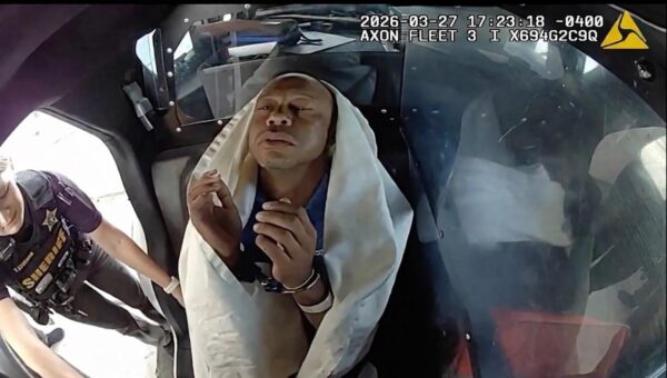 Boi the potential Tiger Woods has given us with these new stills from the bodycam footage lmao