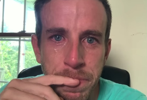 it so sad guys 😢