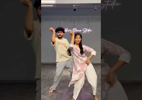 Ved Lavla Craze😎#dance #marathisong#trendingshorts #ytshorts#viral #trendingnow#dancer#danceshorts