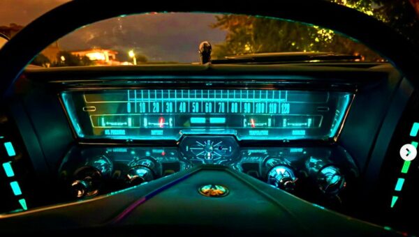 1963 Chrysler Imperial, which doesn’t use light bulbs