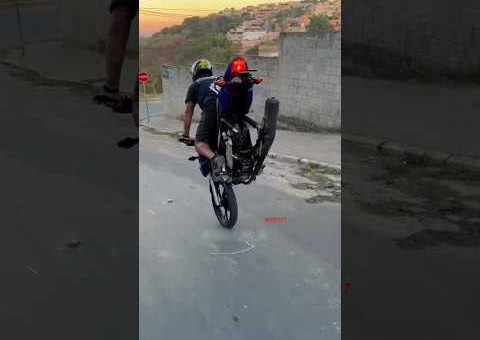 bike stand viral video 🤣 #funny #funnyvideo