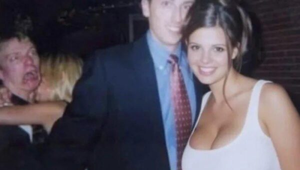 Girl in white working as decoy for the Vampire in back