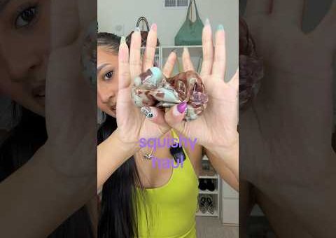 Cracking SQUISHY Haul?! 🤗🥚 #satisfying #squishy #fidgettoys #haul