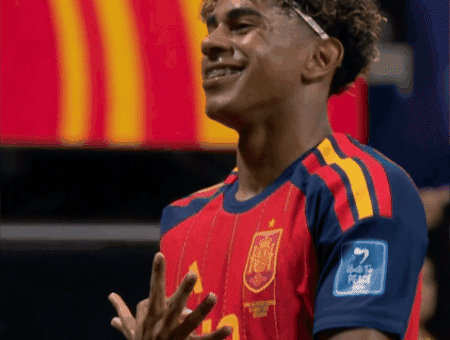 Happy Goal GIF by TRT
