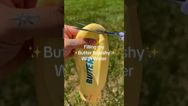 Filling my Squishies up with water COMPILATION✨⭐️#asmr #squishy #satisfying #butter #pop