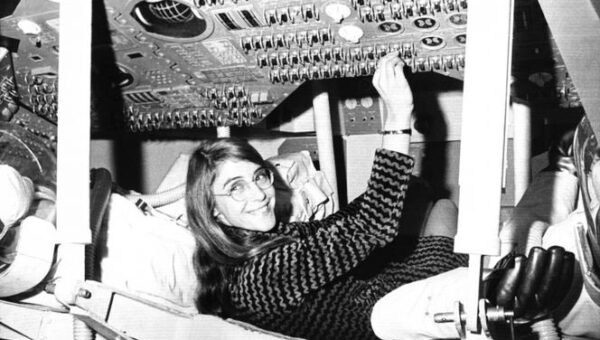 Margaret Hamilton, computing pioneer who led software development for the Apollo program, dies at 90